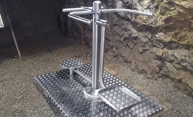 Stainless machine