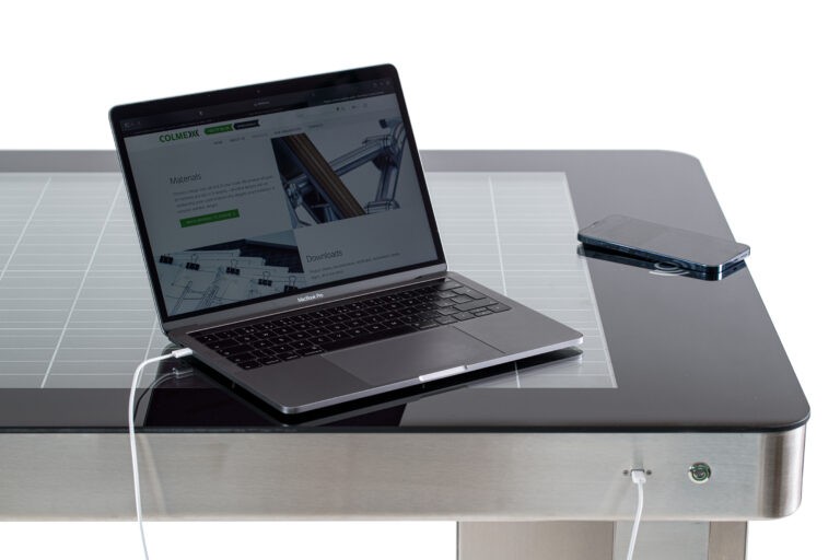 STI 251 Smart Solar Table